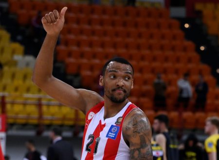 Ολυμπιακός – Άρης 97-73: Στο ρελαντί το 1-0