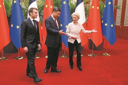 Τι ζήτησαν Μακρόν και Φον ντερ Λάιεν από τον Σι
