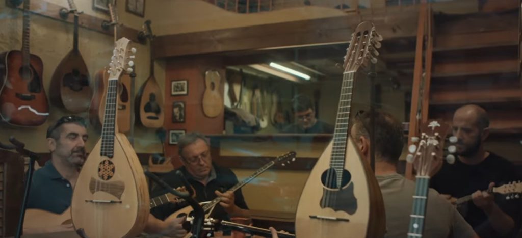 Κηδεία για το μπουζούκι;