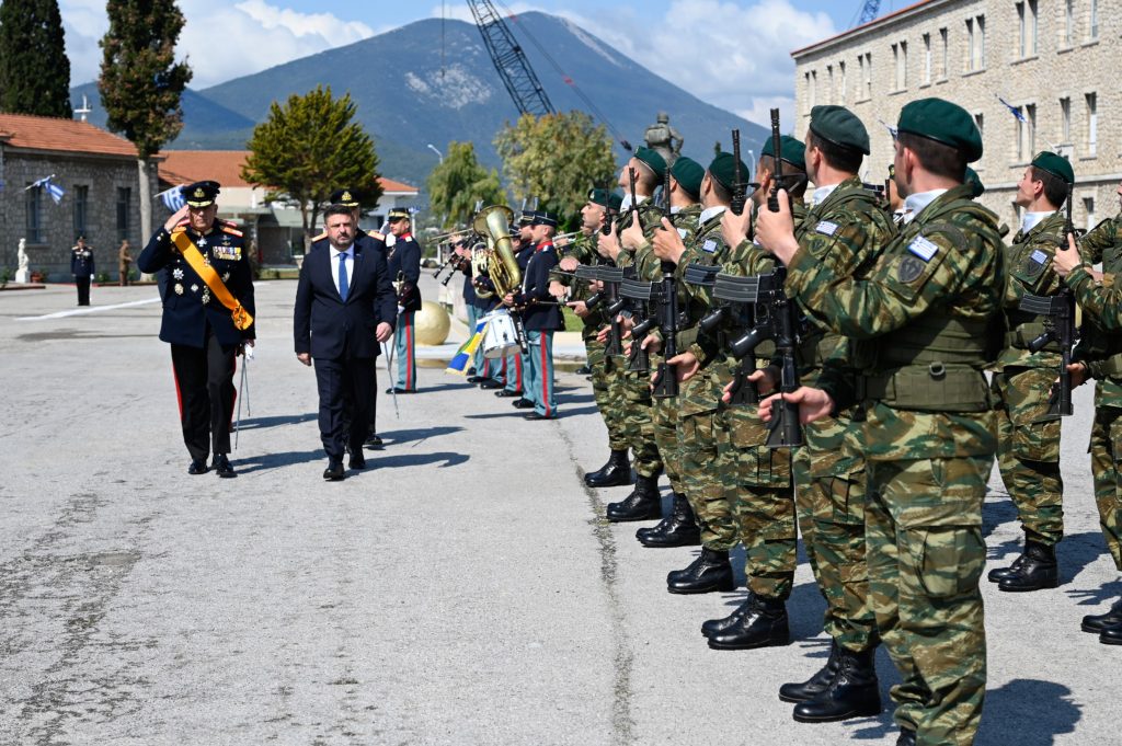 Γιορτή Αγίου Γεωργίου: Παρουσία ΥΦΕΘΑ ο εορτασμός στη Σχολή Πεζικού στη Χαλκίδα
