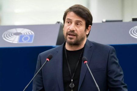 Αλέξης Γεωργούλης: Η Επιτροπή Νομικών Υποθέσεων ψήφισε υπέρ της άρσης ασυλίας του
