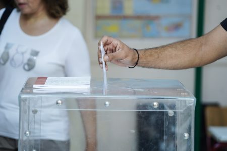 Εκλογές 2023: 6,5 μονάδες μπροστά η ΝΔ σε νέα δημοσκόπηση