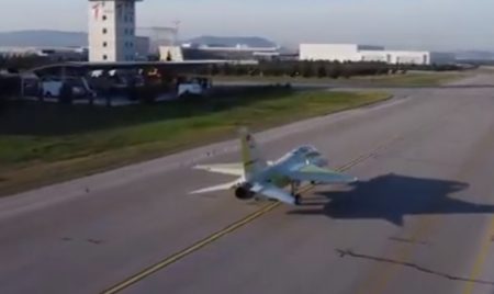Πρώτη πτήση για το τουρκικό εκπαιδευτικό Hurjet (Βίντεο)