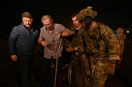 Σουδάν: Δεύτερη επιχείρηση επαναπατρισμού – Δείτε εικόνες από το Τζιμπουτί