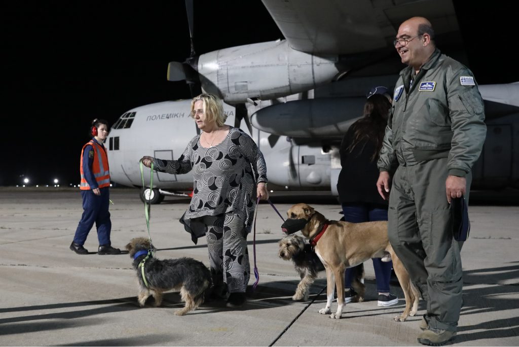 Σουδάν: Έφτασε στην Ελευσίνα το αεροσκάφος της Πολεμικής Αεροπορίας