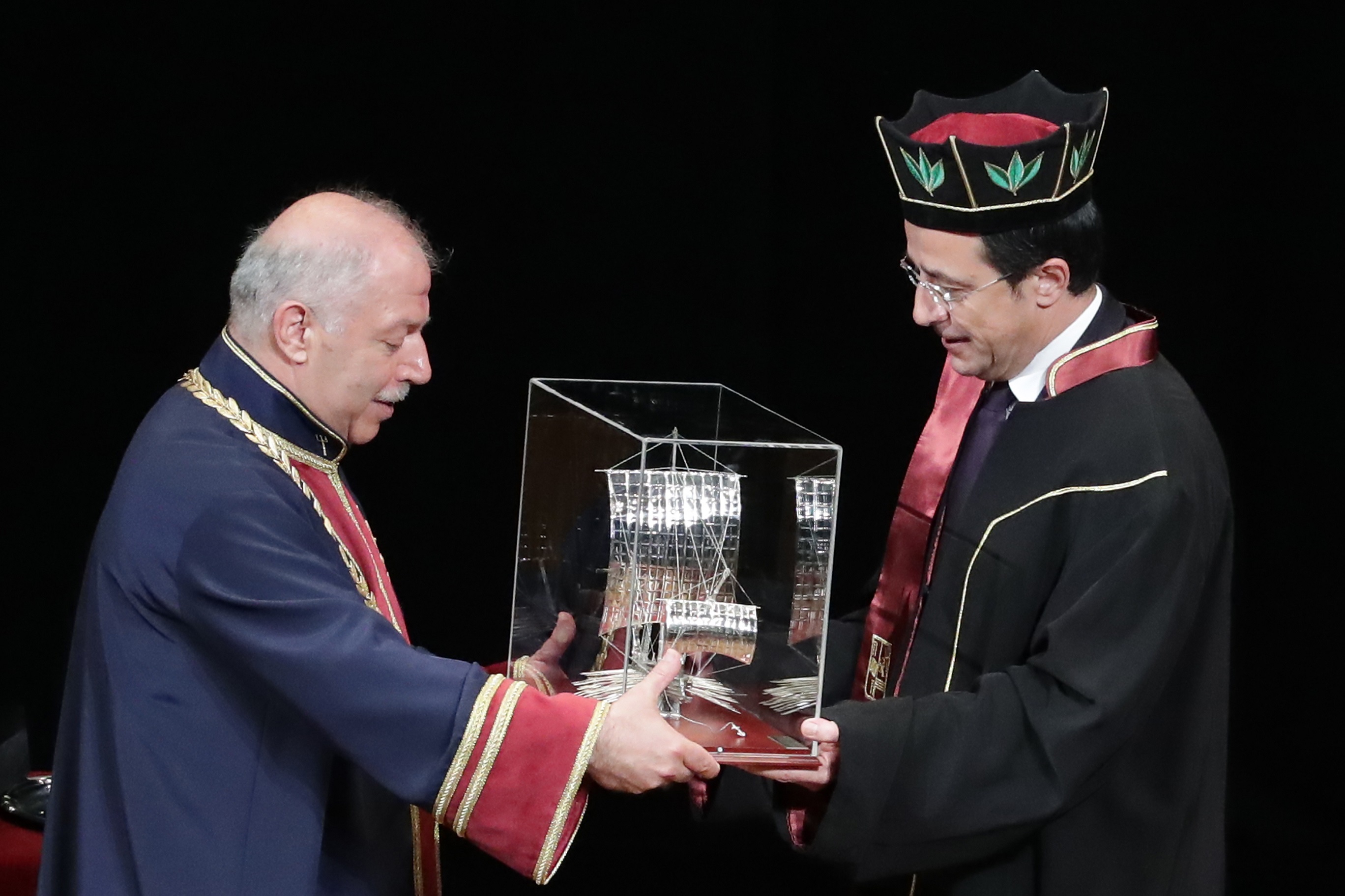 Επίτιμος Διδάκτορας του Πανεπιστημίου Πειραιώς ο Νίκος Χριστοδουλίδης