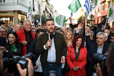 Ανδρουλάκης: «Ψευτοδιλήμματα Μητσοτάκη τα περί συνεργασίας με τον Βαρουφάκη»