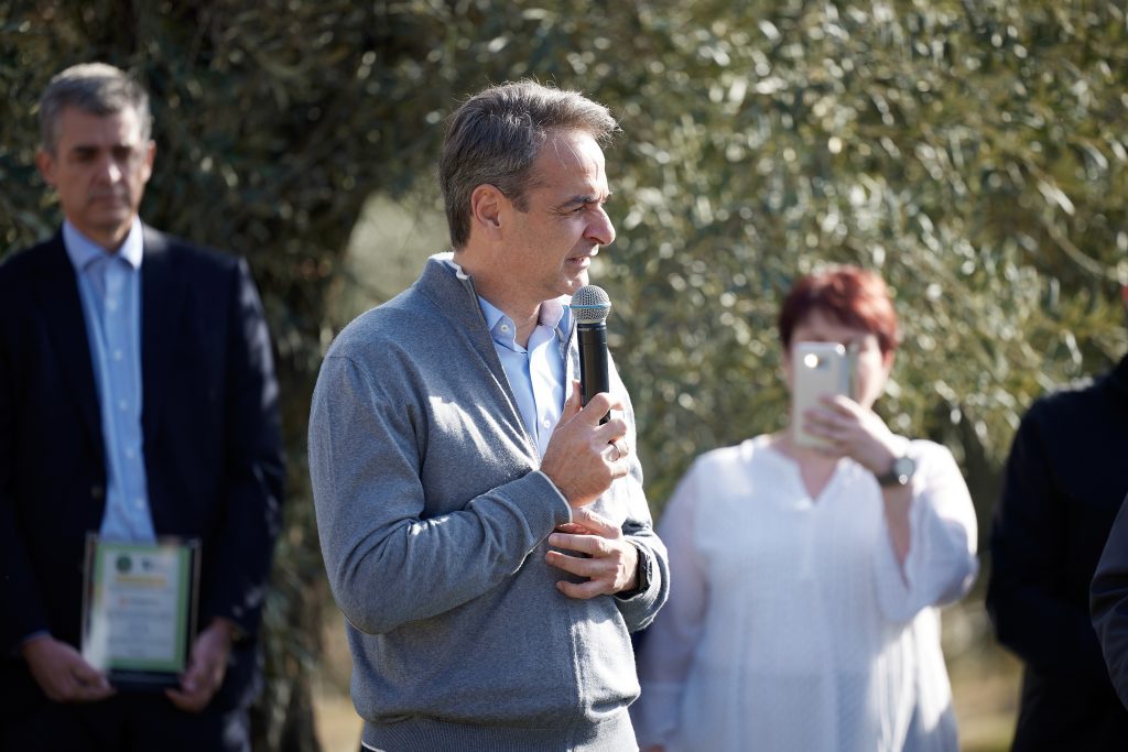 Μητσοτάκης: Το σχέδιο μας είναι ρεαλιστικό – «Άρες, μάρες, κουκουνάρες» οι εξαγγελίες Τσίπρα