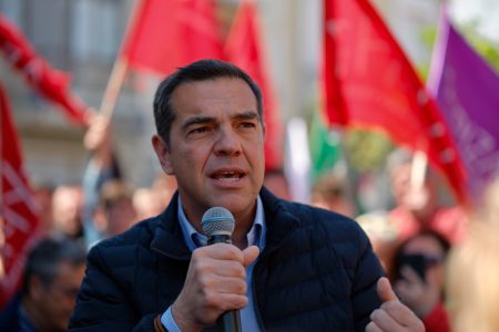 Τσίπρας από Χίο: «Δεν είναι άριστοι, είναι άχρηστοι»