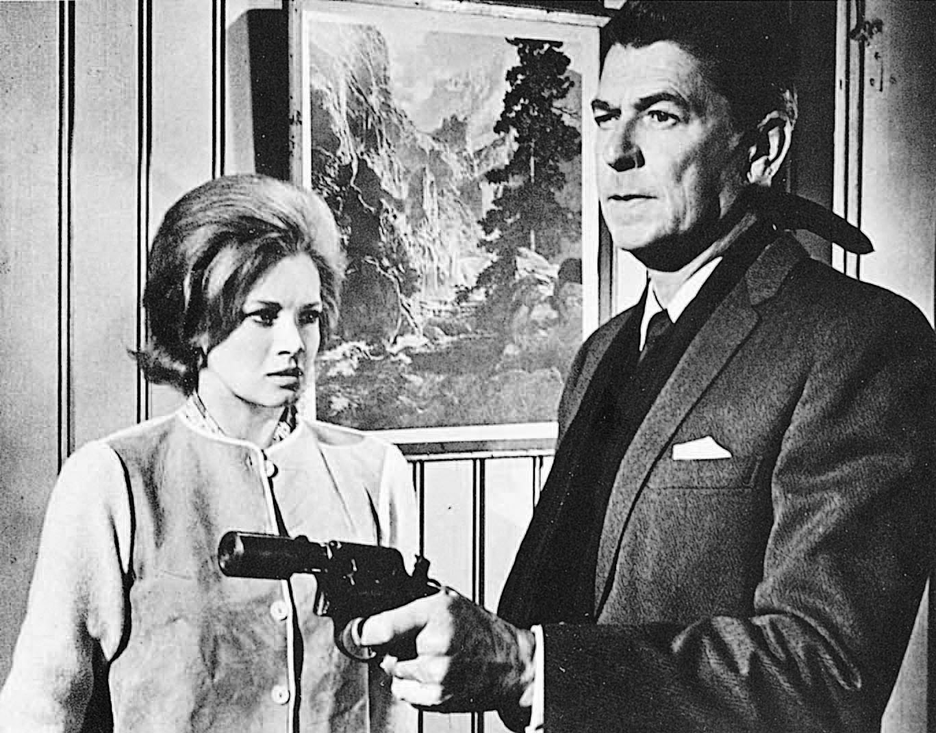 Η πασαρέλα της πολιτικής ματαιοδοξίας