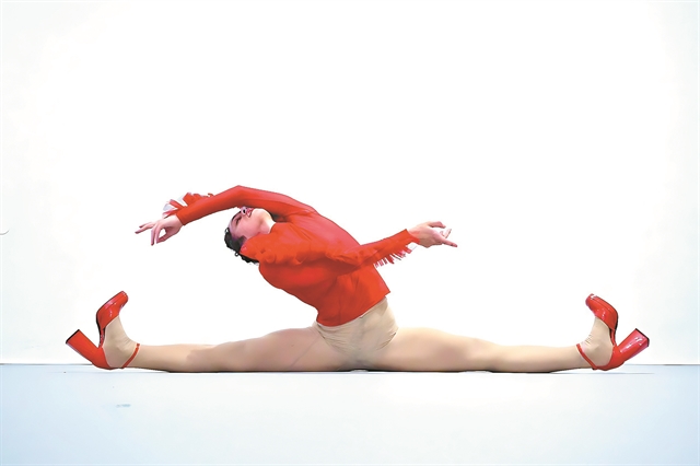 (Επι)στροφή στο σώμα