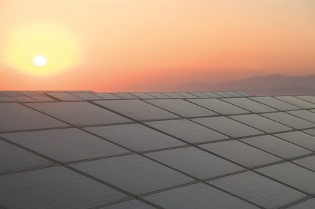 Ομιλος ΔΕΗ: Στροφή στην καθαρή ενέργεια