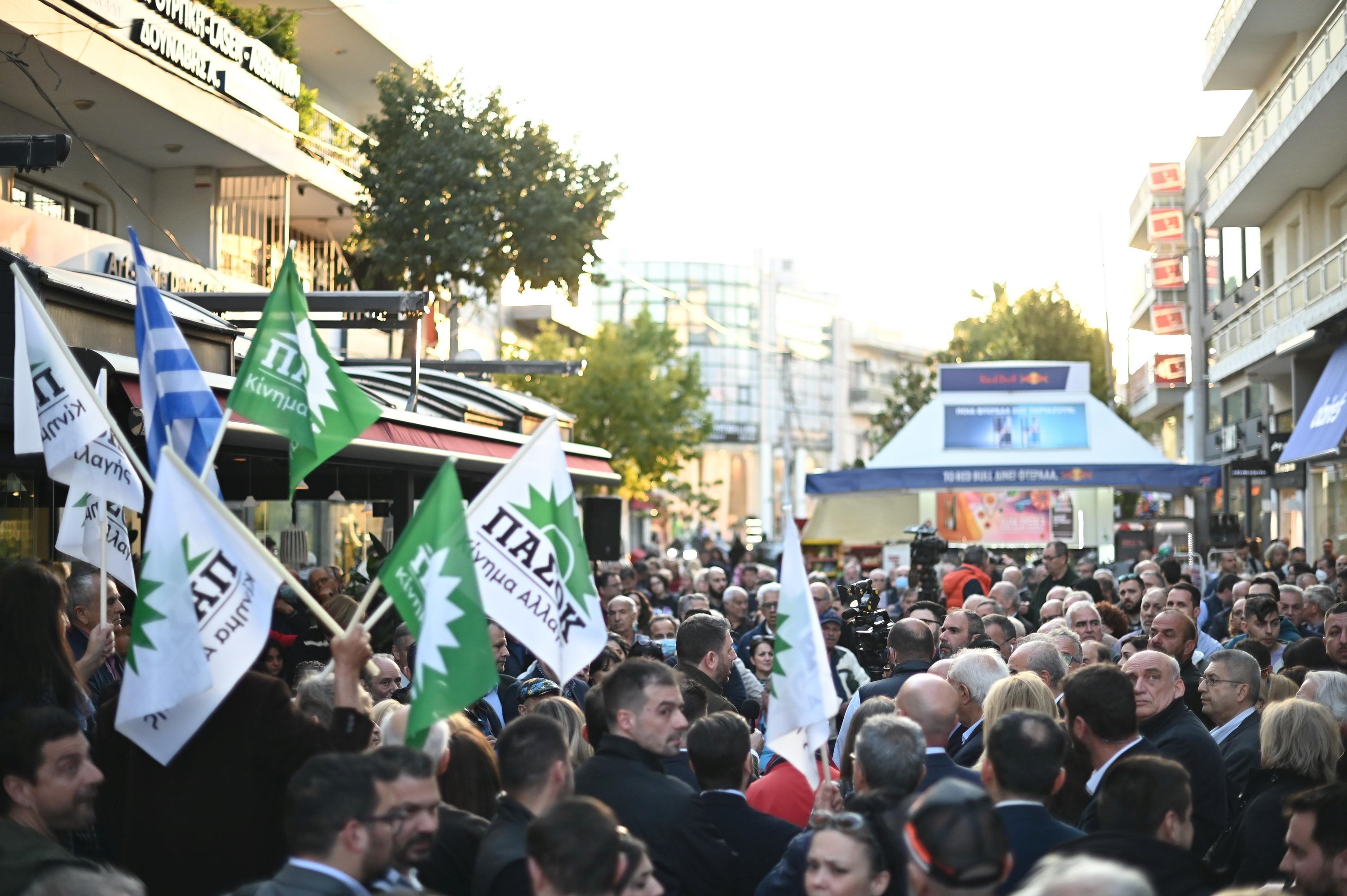 Εκλογές 2023: Οι μικροί «εμφύλιοι» στο ΠΑΣΟΚ για την έδρα