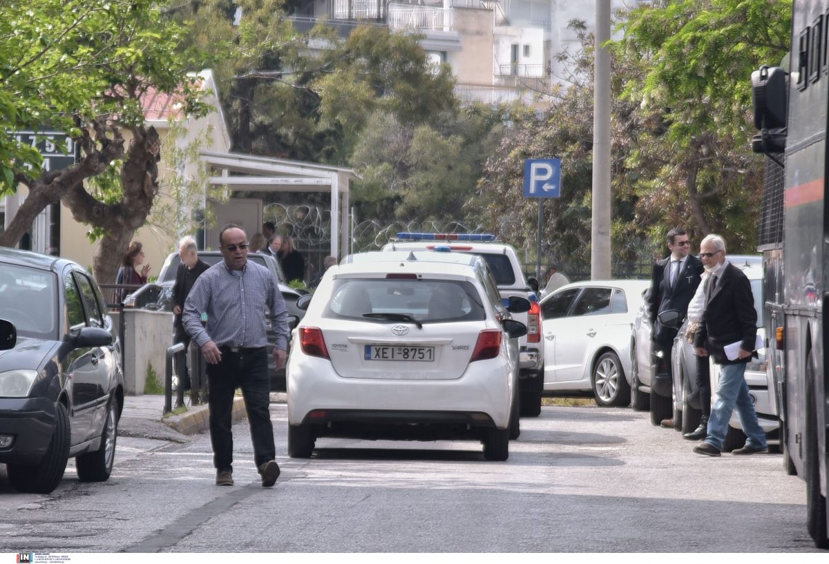 Γιώργος Καραϊβάζ: Απολογούνται οι κατηγορούμενοι – Τι υποστηρίζουν – Τι ερευνά η ανάκριση