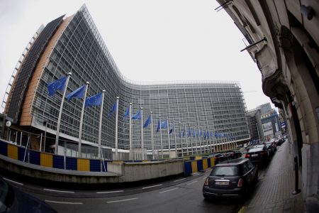 Τσαρλς Πάουελ: «Πρέπει να ενισχυθεί η ευρωπαϊκή αυτονομία»