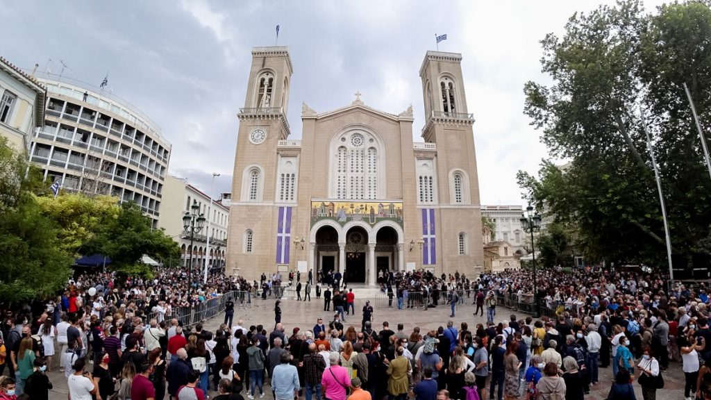 Μητροπόλεως: Κυκλοφοριακές ρυθμίσεις για τη μεταφορά εικόνας