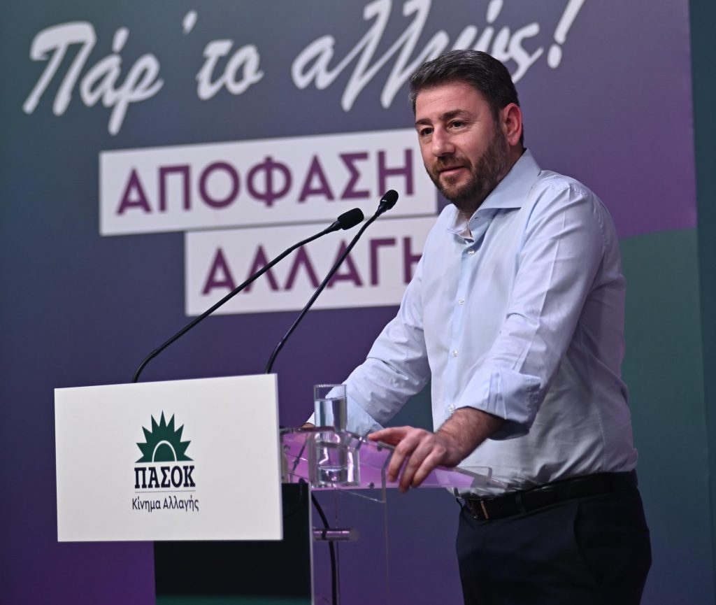 Ανδρουλάκης: Η Ελλάδα θα σταθεί όρθια αν σταθεί όρθια η νέα γενιά