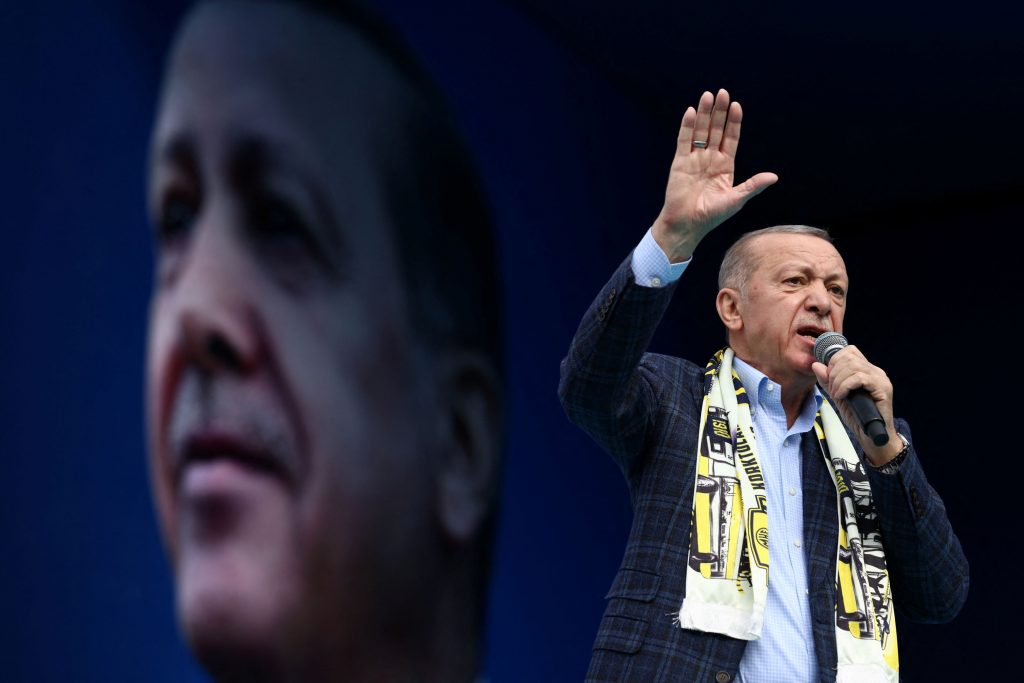 Türkiye: Economist and The Washington Post v. Erdogan – his response