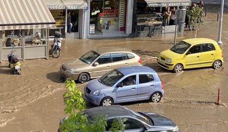 Θεσσαλονίκη: Χωρίς νερό πολλές περιοχές εξαιτίας βλάβης σε κεντρικό αγωγό