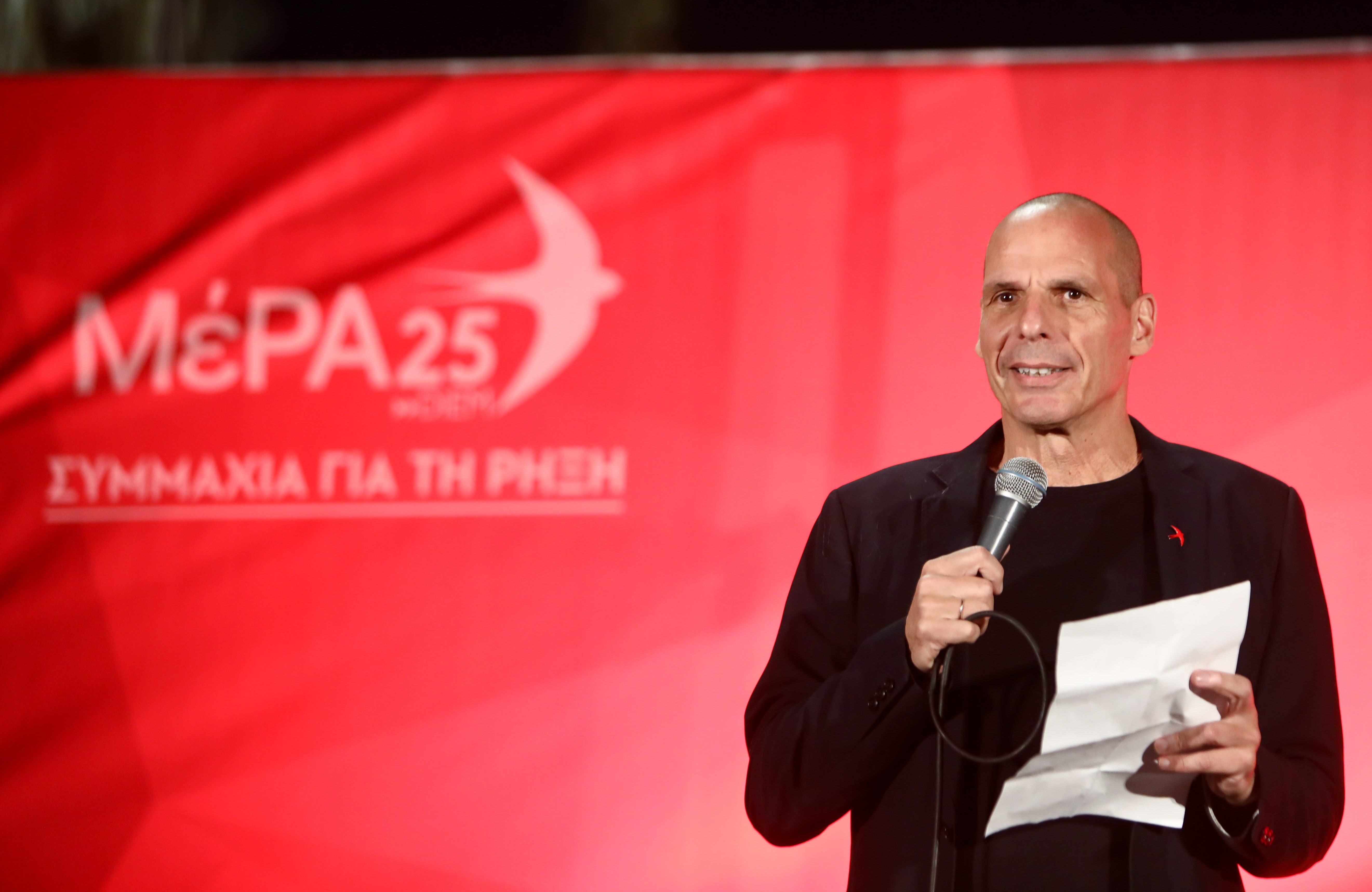 Βαρουφάκης: Συγκεκριμένο και ρεαλιστικό το πρόγραμμά μας