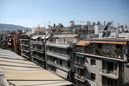 Χάος στις πολεοδομίες: «Βροχή» προσφυγών στο ΣτΕ για τα ύψη των κτιρίων