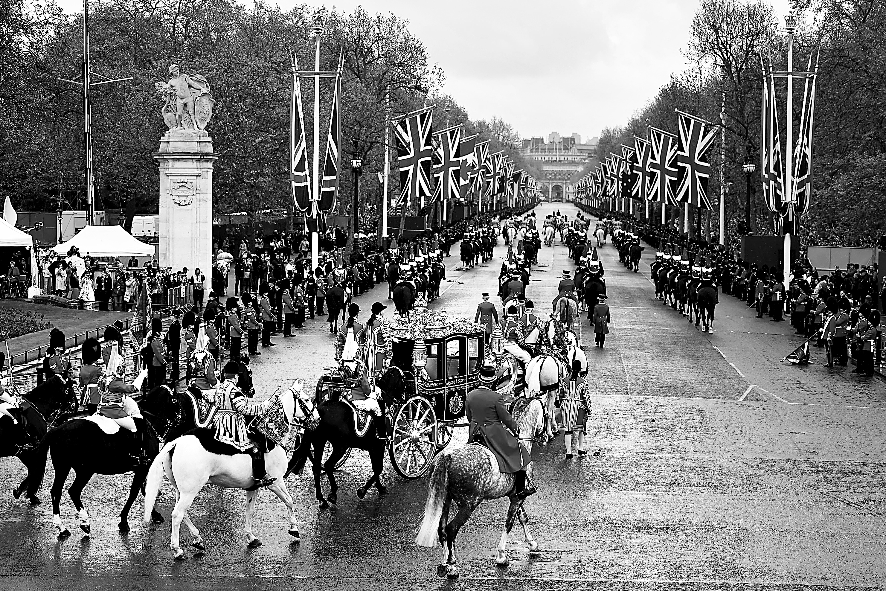 Βρετανία: Σόου μιας άλλης εποχής η στέψη του Καρόλου