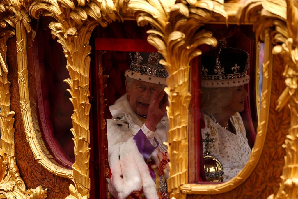 Κάρολος: Ο βασιλιάς που δεν ξέρει τι έχει