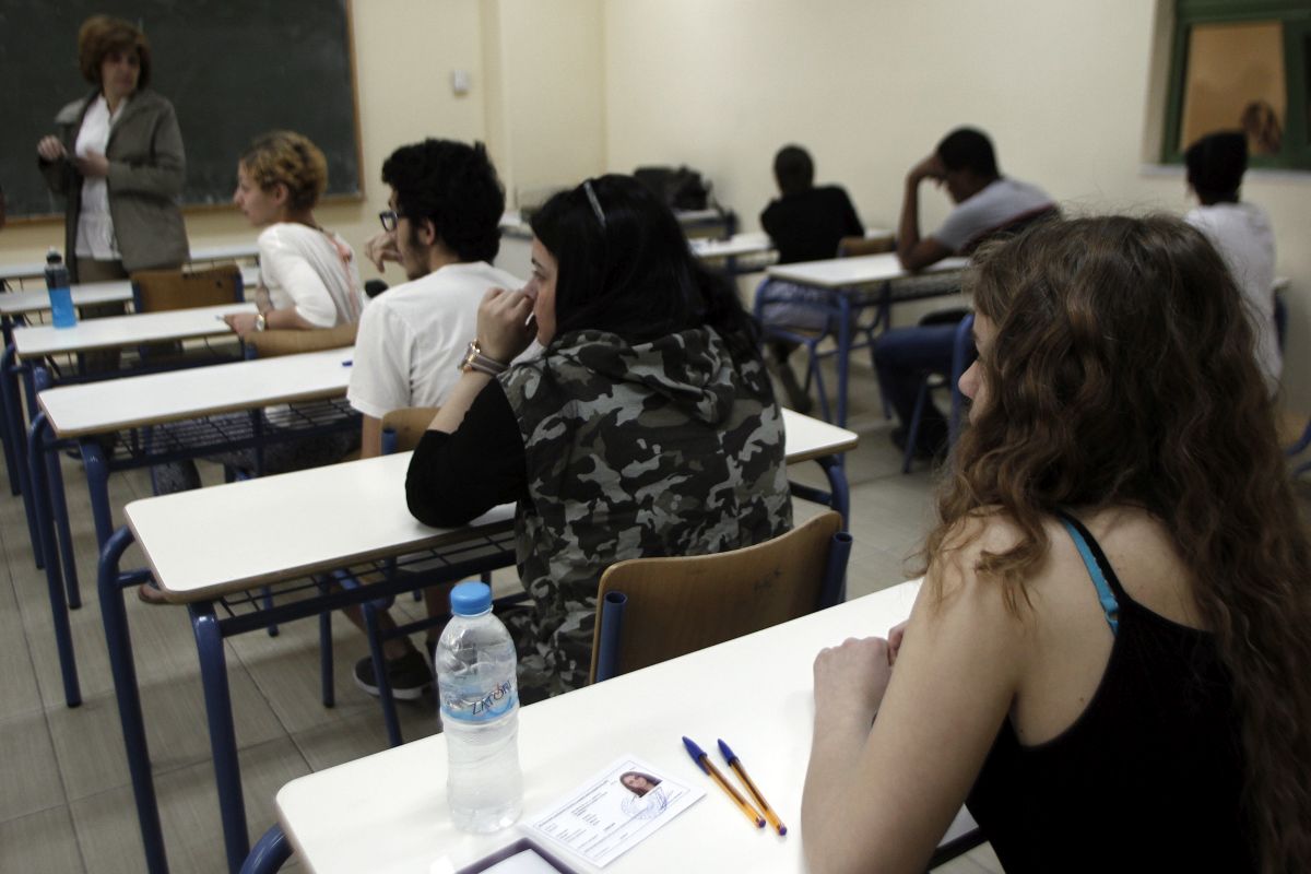 Κεραμέως: Αγωγή κατά ΔΟΕ και ΟΛΜΕ – Απεργούν στις εξετάσεις της PISA