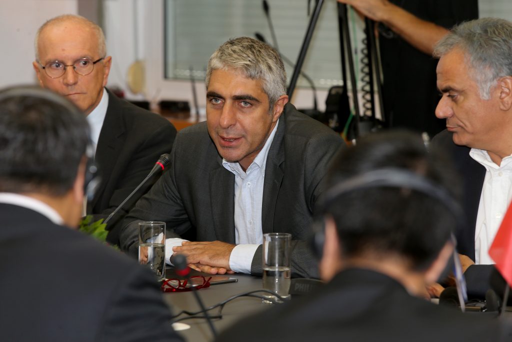 Γιώργος Τσίπρας στο ΒΗΜΑ: «Η τσέπη και η προοπτική θα κρίνουν τις εκλογές»