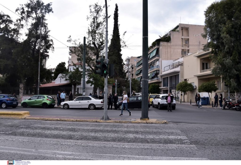 Καλλιθέα: Σοκαρισμένη η αδερφή της 12χρονης που την είδε να σκοτώνεται μπροστά της