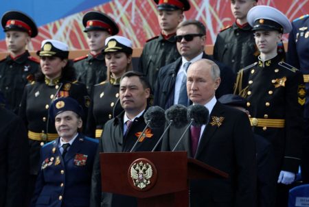 Πούτιν: Εξαπολύεται πόλεμος κατά της Ρωσίας