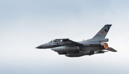 F-16: Σκληρό παζάρι στην Τουρκία