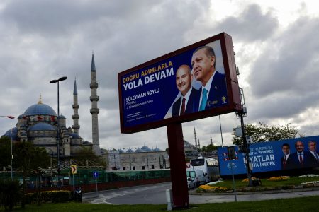 Αντώνης Κλάψης: «Μικρό καλάθι» εν αναμονή των τουρκικών εκλογών