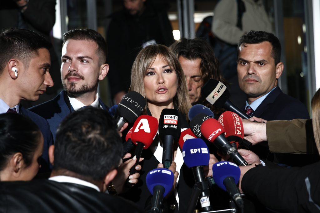 Debate – Ράνια Τζίμα: Ποιος έκλεψε τελικά την παράσταση