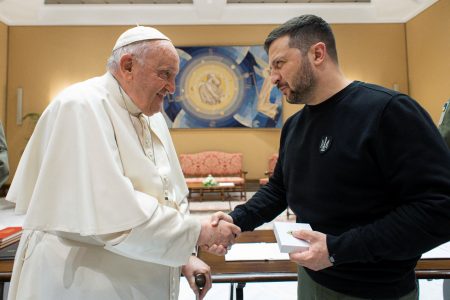 Ζελένσκι: Επίσκεψη στη Ρώμη – Συνάντηση με τον Πάπα – Οι συμβολισμοί