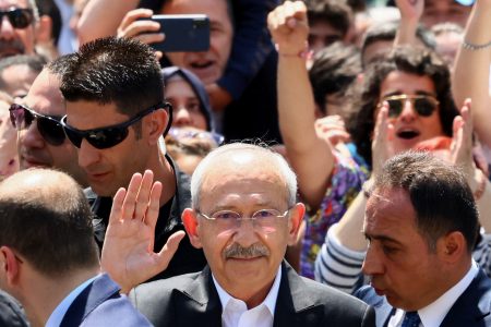 Εκλογές – Τουρκία: Έκκληση Κιλιτσντάρογλου: «Μην εγκαταλείπετε τις κάλπες»