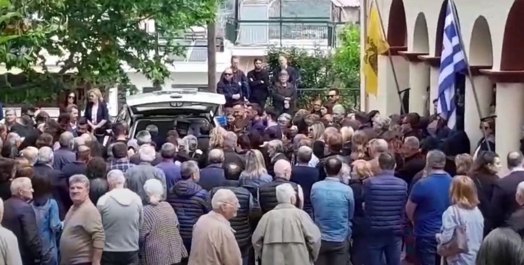 Άρτα: Σκηνές αρχαίας τραγωδίας στο τελευταίο αντίο της μικρής Λυδίας – Ράκος ο πατέρας του βρέφους