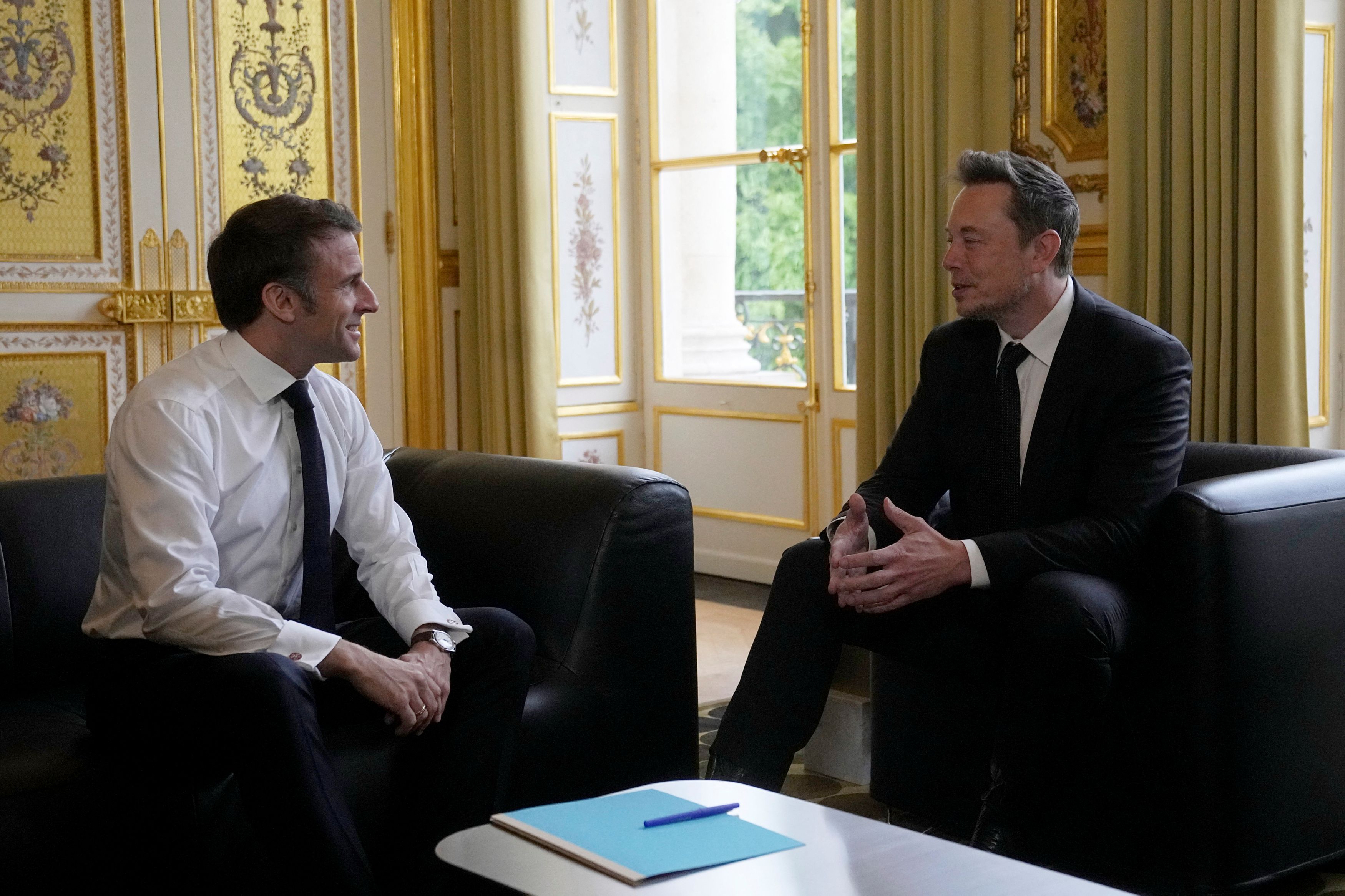 Ιλον Μασκ: Επίσκεψη στη Γαλλία – Συνάντηση με Μακρόν