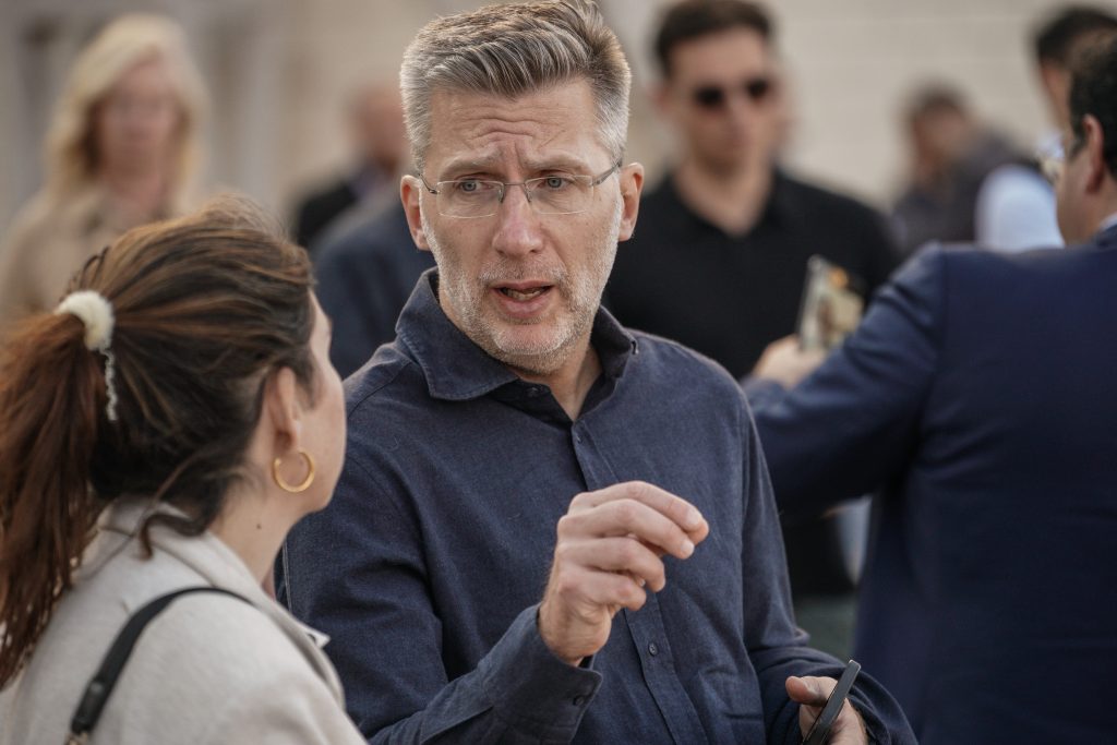 Σκέρτσος: Θα στηριχθούμε αποκλειστικά στις ψήφους των βουλευτών της ΝΔ