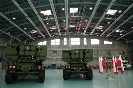 Η Πολωνία θα αναπτύξει πυραύλους HIMARS στη μεθόριο με τη Ρωσία