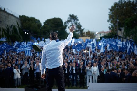 Εκλογές 2023: Γιατί ο Μητσοτάκης πυροβολεί το «ΠαΣοΚ του Ανδρουλάκη»