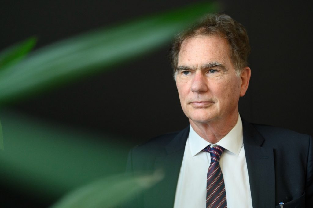 Ευρωκοινοβούλιο: Στην Αλβανία ο Νίκος Παπανδρέου – «Πράξη πολιτικού εκφοβισμού» η σύλληψη Μπελέρη