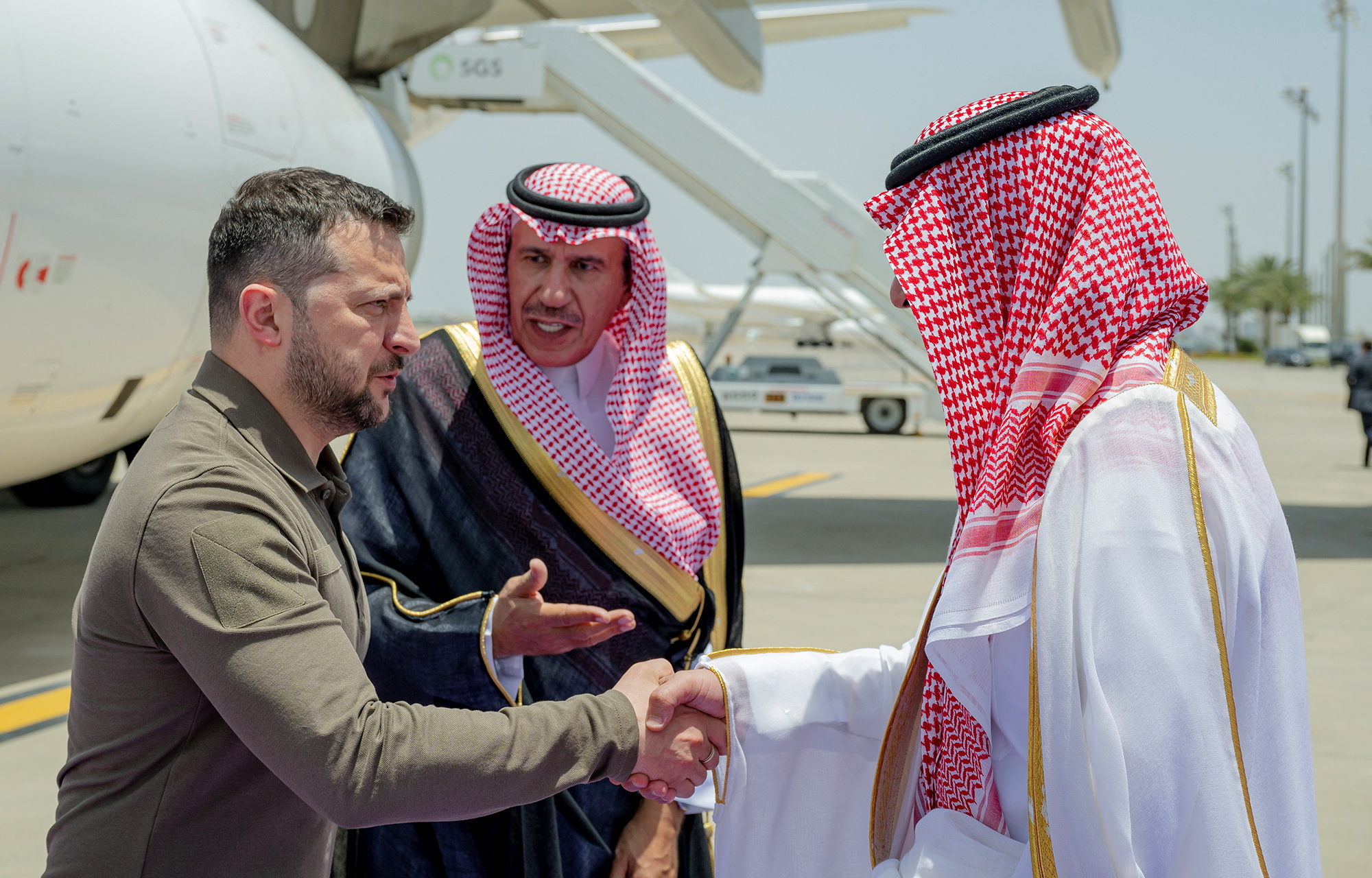 Ζελένσκι: Στη Σαουδική Αραβία για τη σύνοδο κορυφής του Αραβικού Συνδέσμου