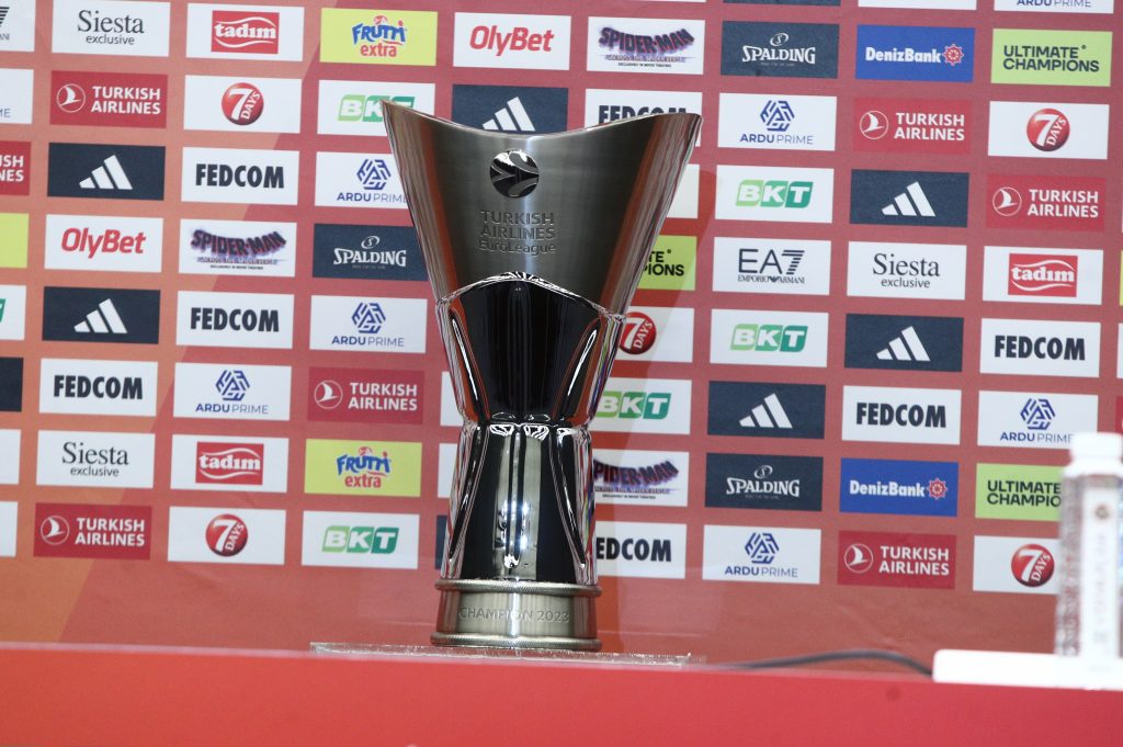 Τελικός Final Four: Ολυμπιακός – Ρεάλ Μαδρίτης – Η μάχη των …δεινοσαύρων 