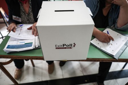 Τελικό exit poll: Αυτοδύναμη η ΝΔ, στη Βουλή οι Σπαρτιάτες