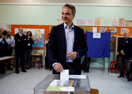 Εκλογές 2023: Ψήφισε ο πρωθυπουργός Κυριάκος Μητσοτάκης