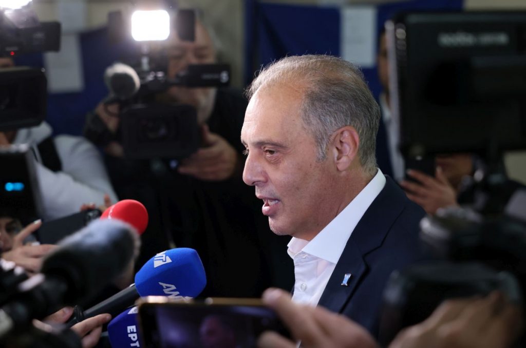 Βελόπουλος: Περάσαμε από τη φωτιά και βγήκαμε αλώβητοι