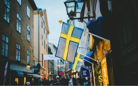 Θύμα σουηδικής και βρετανικής γραφειοκρατίας παράλυτη Σουηδέζα δεν μπορεί να επιστρέψει στη χώρα της