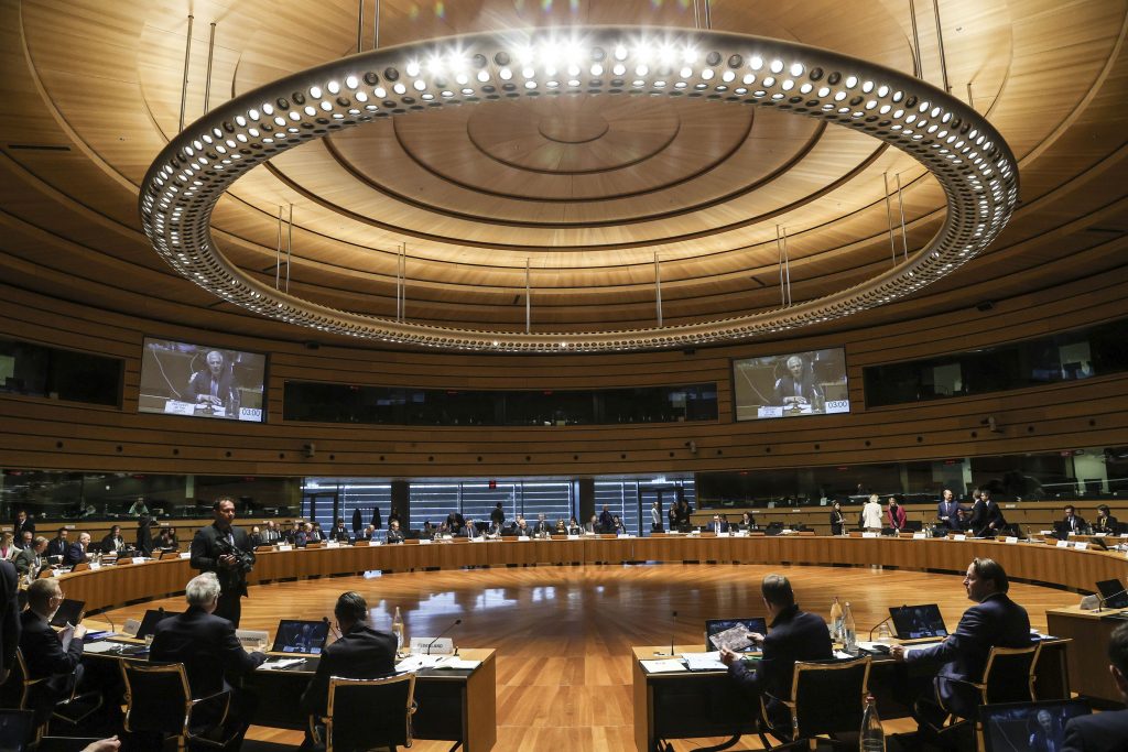 Οι ΥΠΕΞ  ΕΕ συζητούν νέες κυρώσεις κατά της Ρωσίας και την κρίση στο Σουδάν