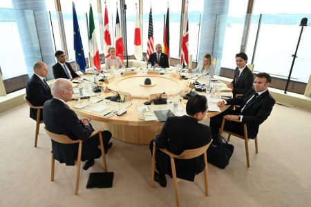 Πεκίνο: «Αντικινεζικό» εργαστήρι η G7